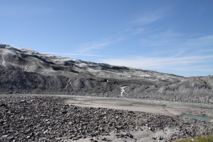 North_side_of_Russel_Glacier_in_summer_2010_(8)_Peter_Broz